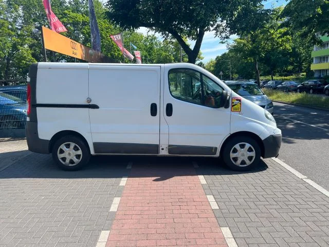 Renault Trafic – 5