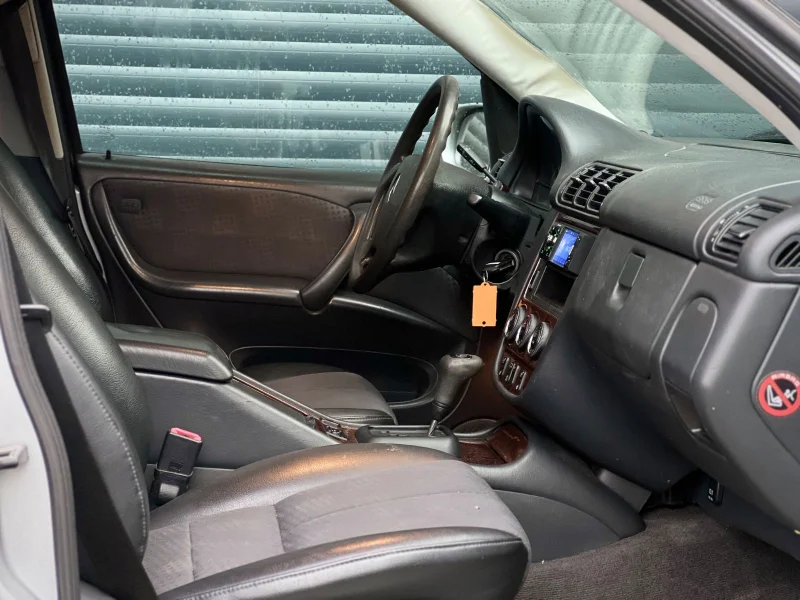 Mercedes-Benz ML 270 – 13