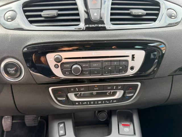 RENAULT Scenic – 26