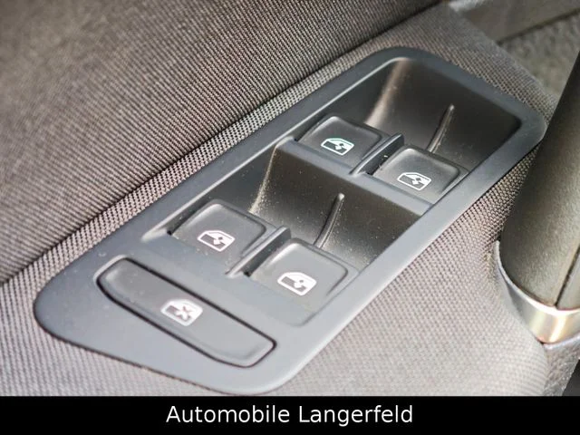 Volkswagen Golf – 36