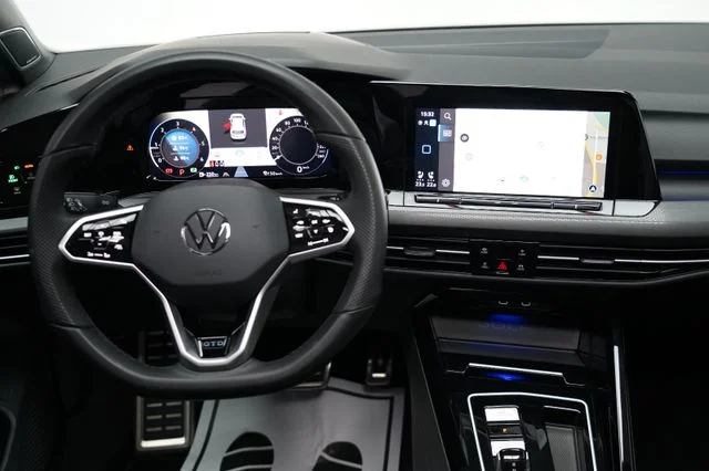 VW Golf – 20