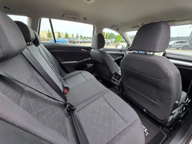 Volkswagen Golf – 19