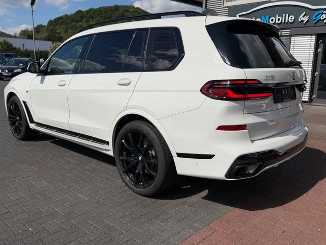 BMW X7 – 3