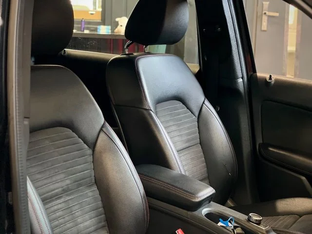 Mercedes-Benz B 180 – 24