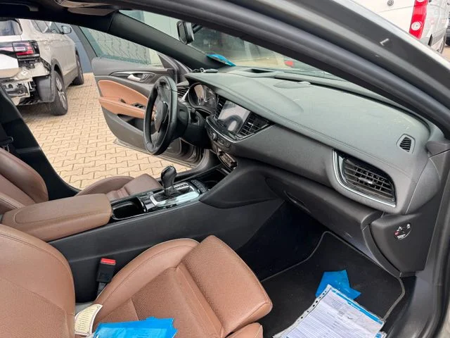 Opel Insignia – 16