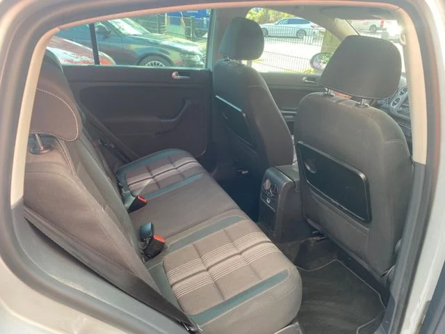 VW Golf – 19