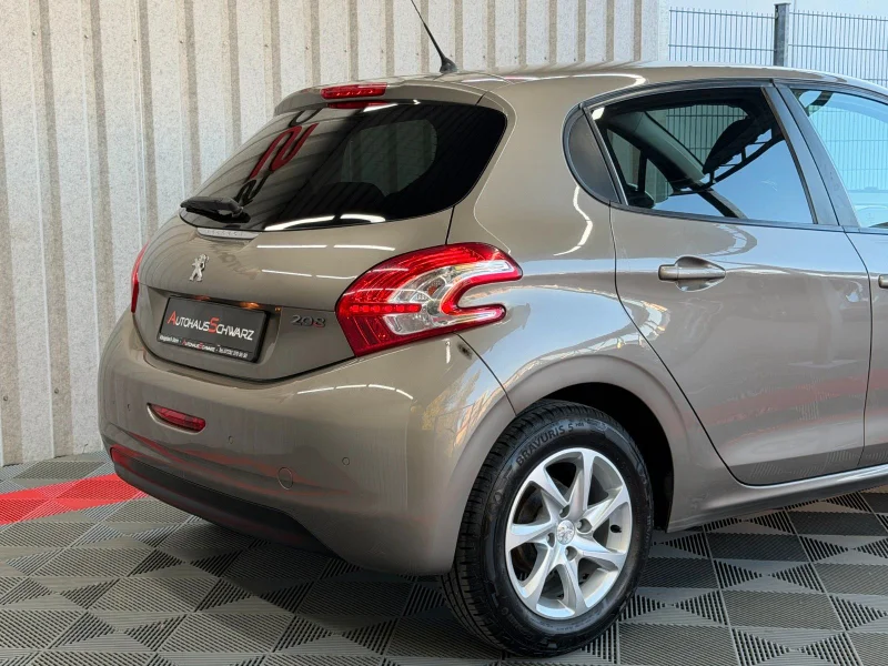 Peugeot 208 – 11