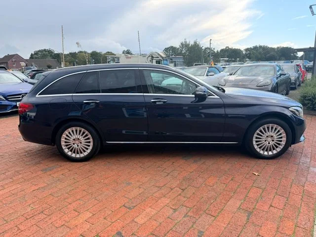 Mercedes-Benz C 220 – 13