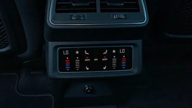 AUDI e-tron – 19