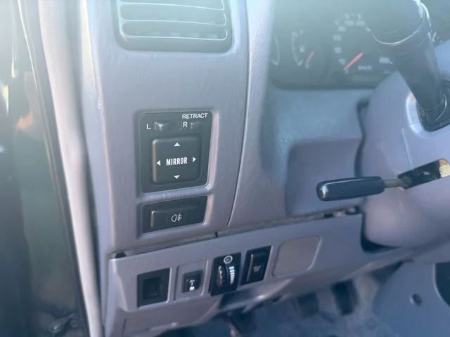 TOYOTA Land Cruiser – 19