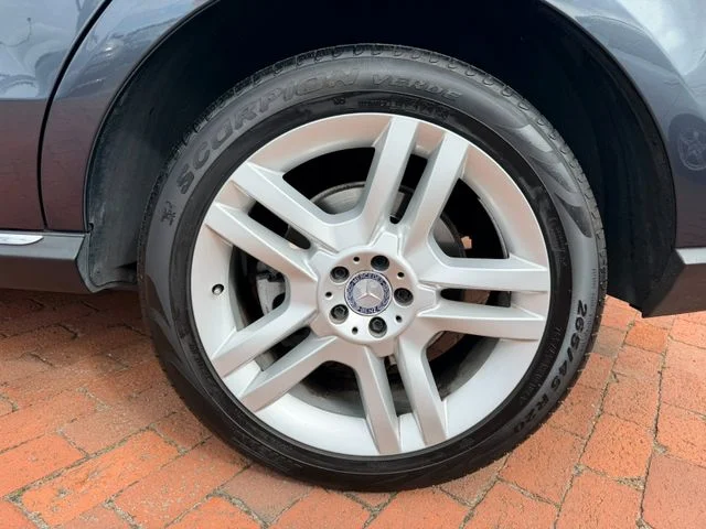 MERCEDES-BENZ ML 350 – 4