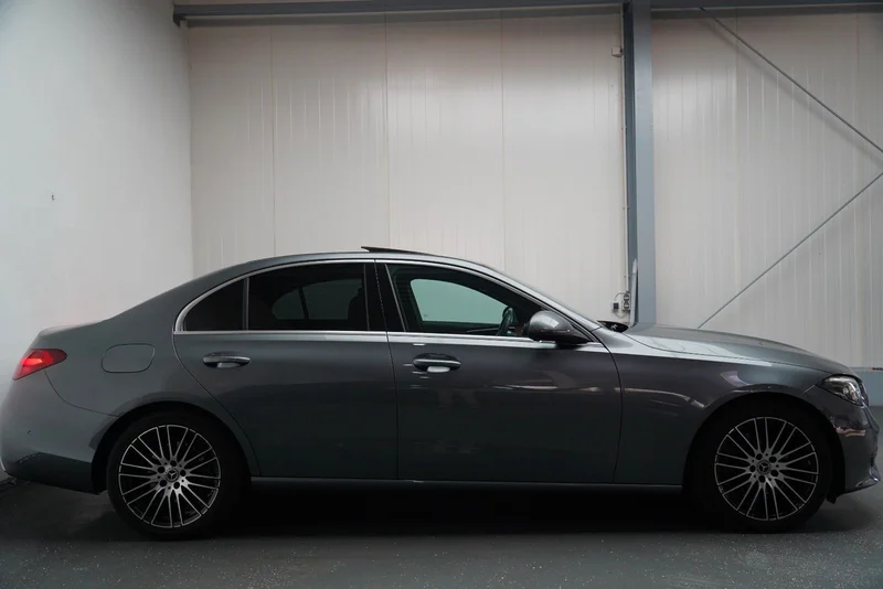 Mercedes-Benz C 220 – 4
