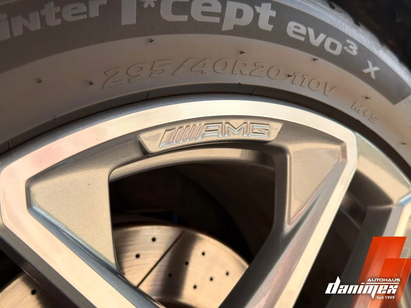 Mercedes-Benz GLC 63 AMG – 14