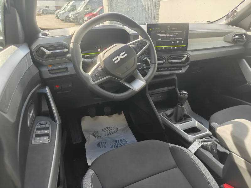 Dacia BIGSTER JOURNEY MILD HYBRID 140 – 15