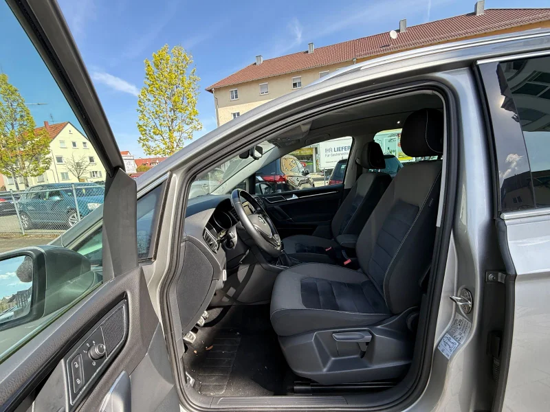 Volkswagen Golf Sportsvan – 11