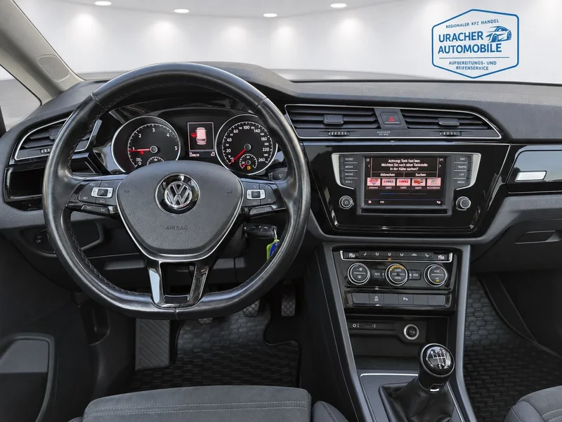 Volkswagen Touran – 13