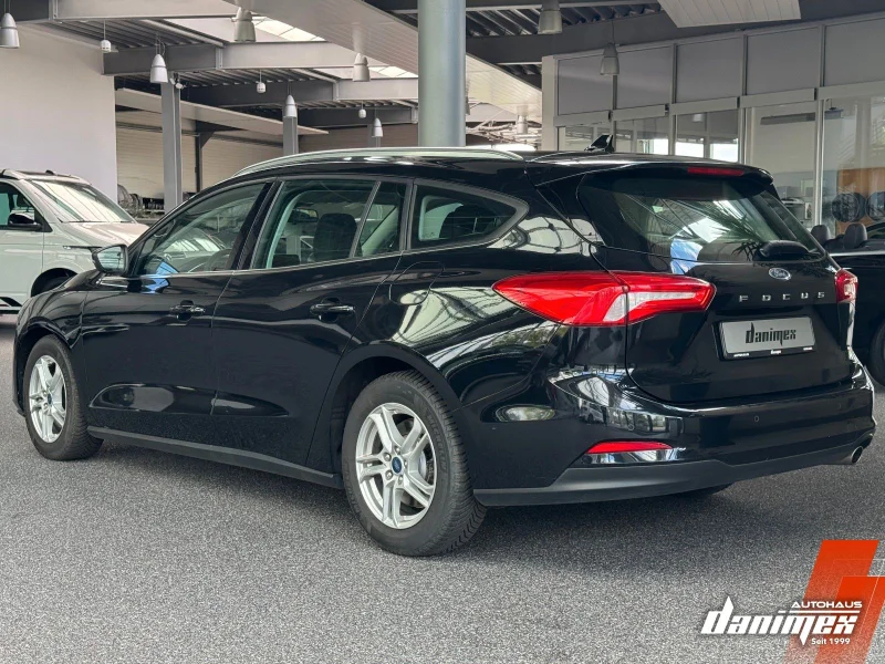 Ford Focus – 8