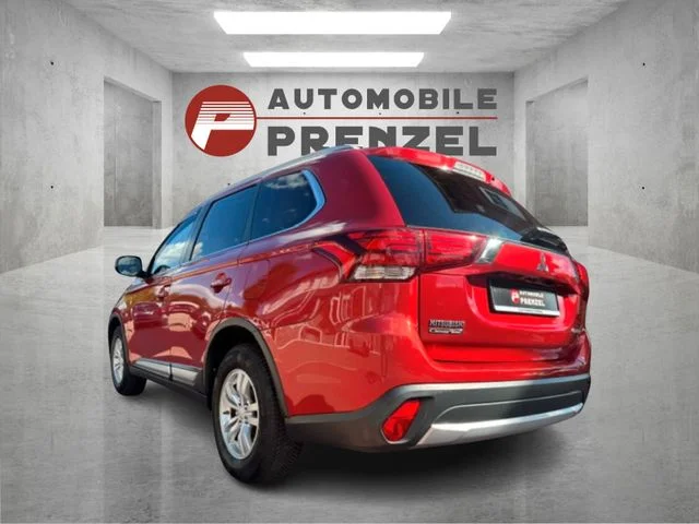 Mitsubishi Outlander – 10