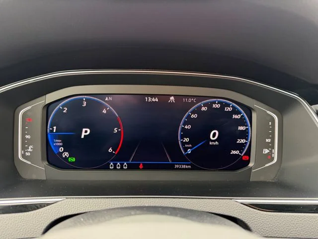 Volkswagen Passat – 12