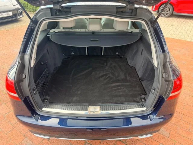 Mercedes-Benz C 220 – 8