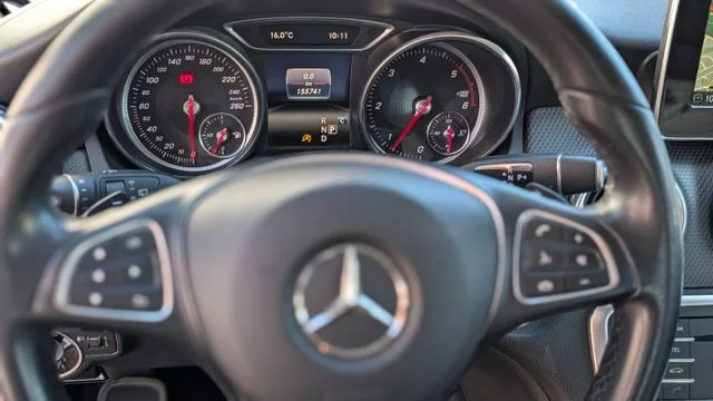 MERCEDES-BENZ GLA 200 – 13