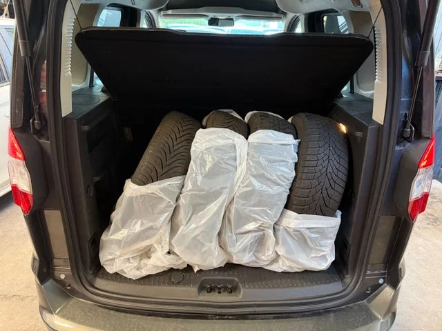 Ford Tourneo Courier – 12