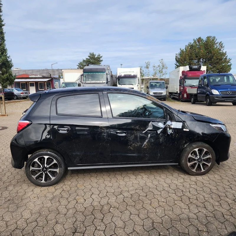 Mitsubishi Space Star – 6