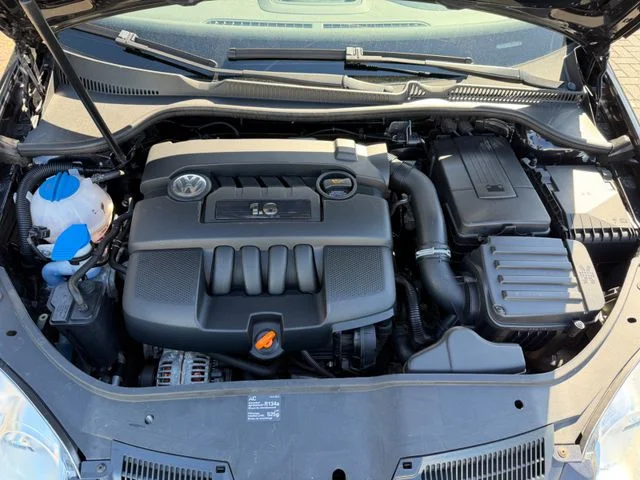 Volkswagen Golf – 17