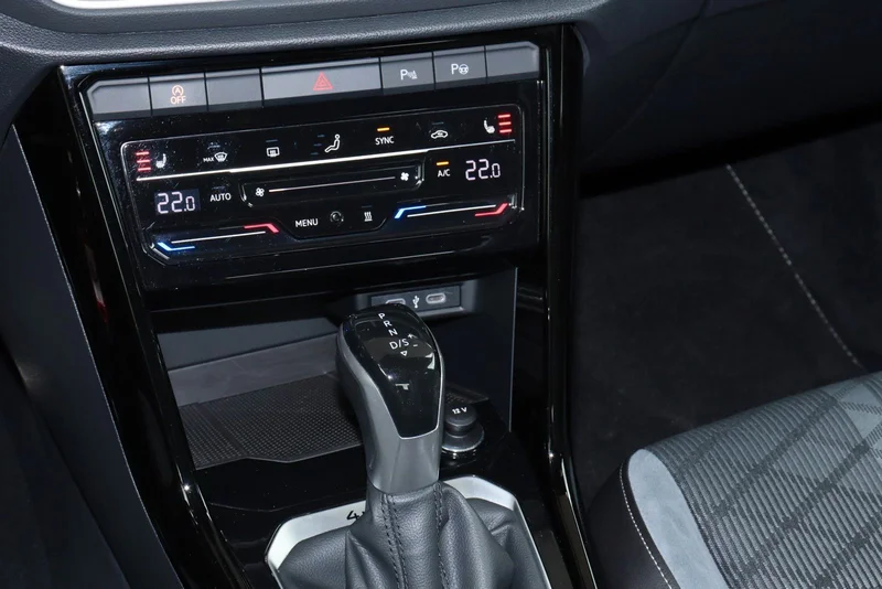 Volkswagen T-Roc – 31