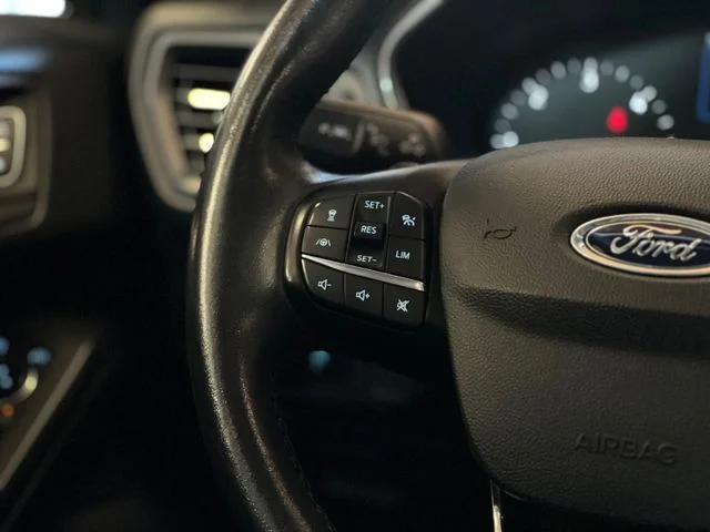 Ford Focus – 17