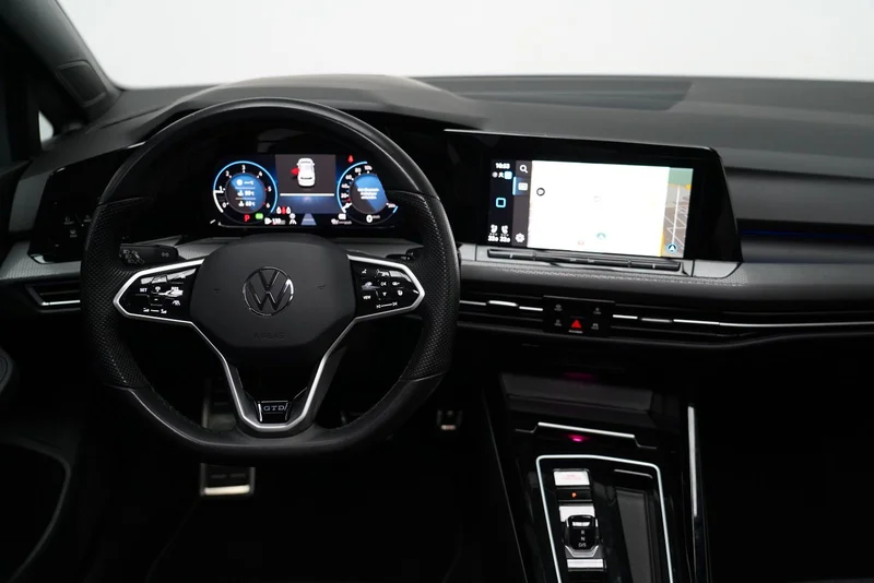 Volkswagen Golf – 19