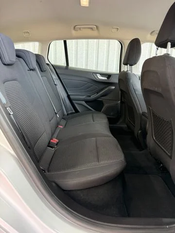 Ford Focus – 14