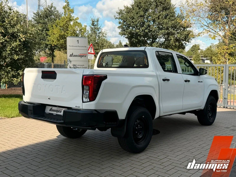 Toyota Hilux – 6