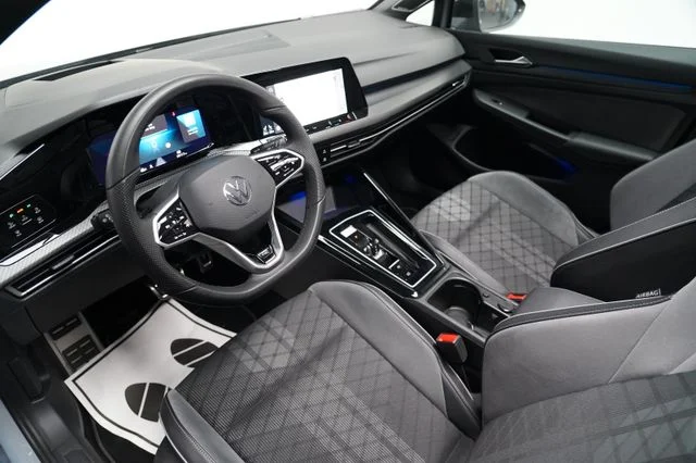 VW Golf – 17