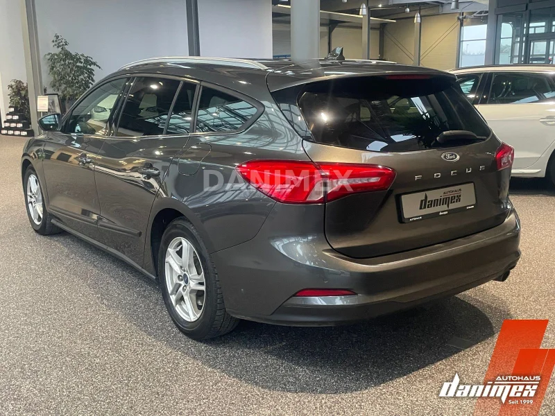 Ford Focus – 7