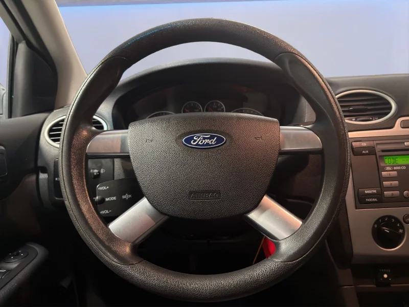 Ford Focus – 13