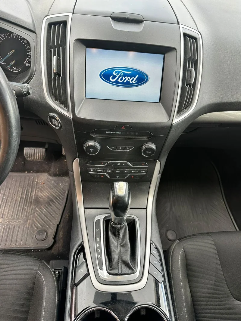Ford S-Max – 16