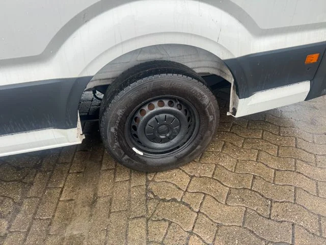 VW Crafter Kasten Kasten 35 lang Hochdach FWD – 4