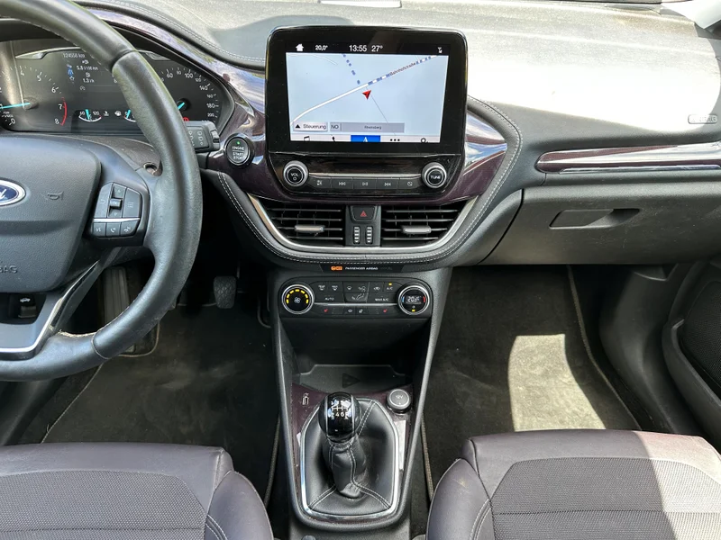 Ford Fiesta – 12