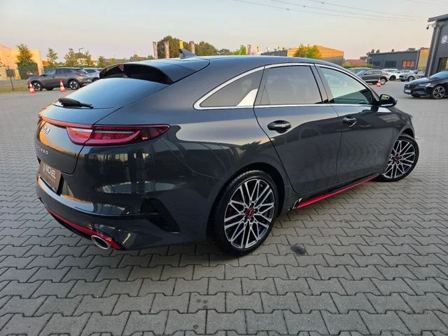 Kia pro cee'd / ProCeed – 3