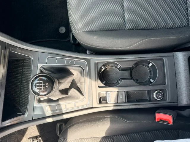VW Golf – 19