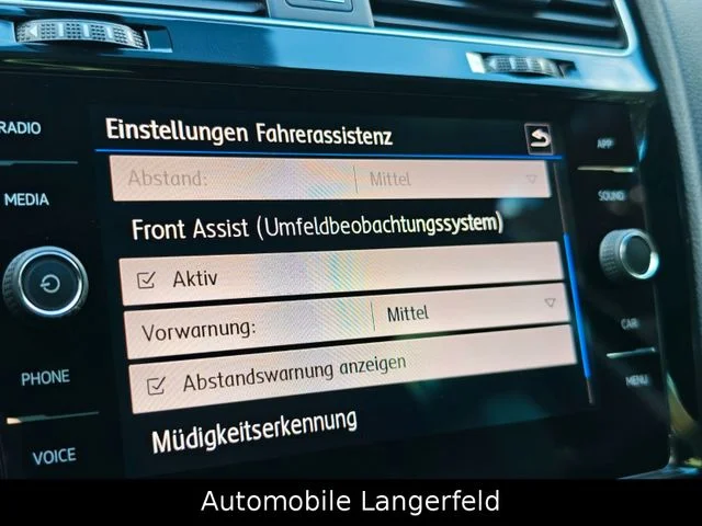 Volkswagen Golf – 26