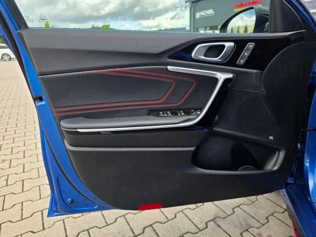 Kia pro cee'd / ProCeed – 33