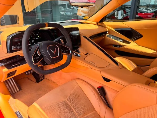 CORVETTE C8 – 9