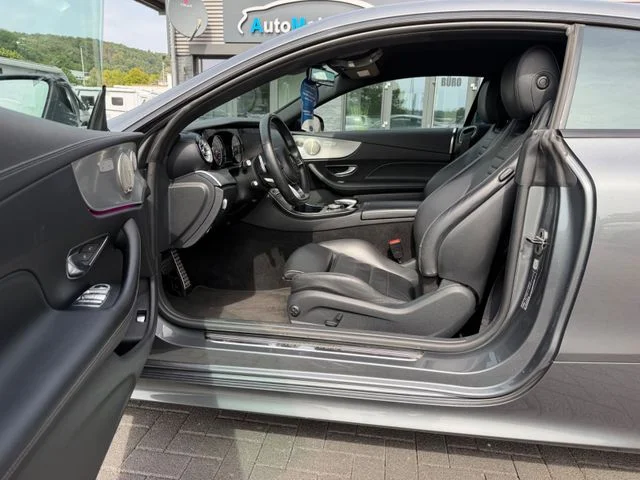 Mercedes-Benz E 300 – 10