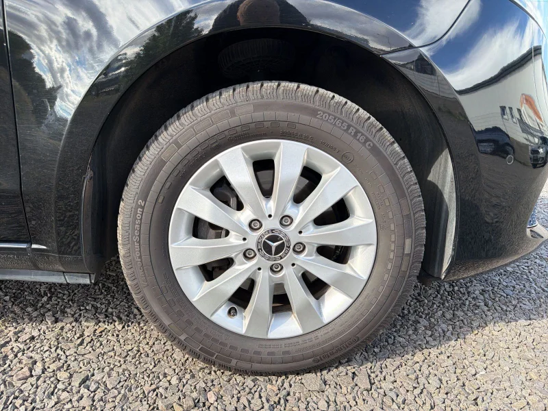 Mercedes-Benz V 220 – 27