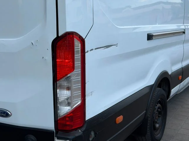 Ford Transit – 12