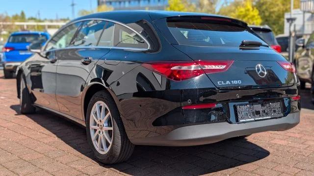 MERCEDES-BENZ CLA 180 Shooting Brake – 3