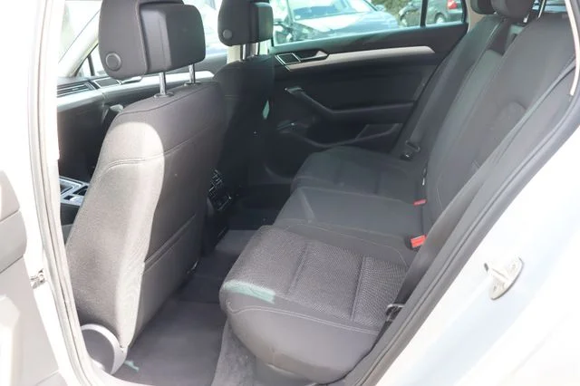 Volkswagen Passat Variant – 13