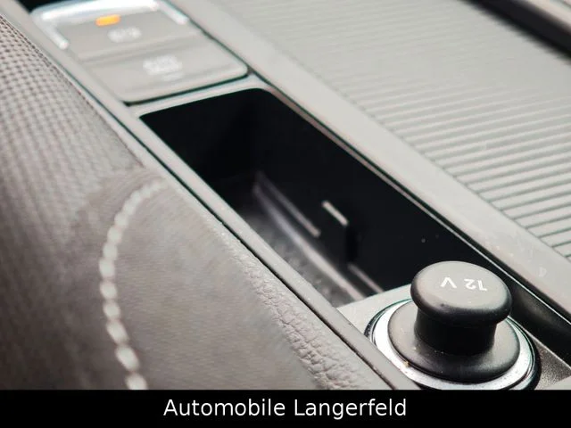 Volkswagen Golf – 29